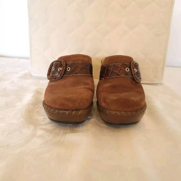 Womens Nurture Leather Slide On Mules Clogs Shoes 7 M Caramel Brown Faux Buckle - Picture 6 of 13